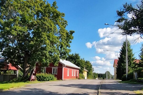 Kylänraittia