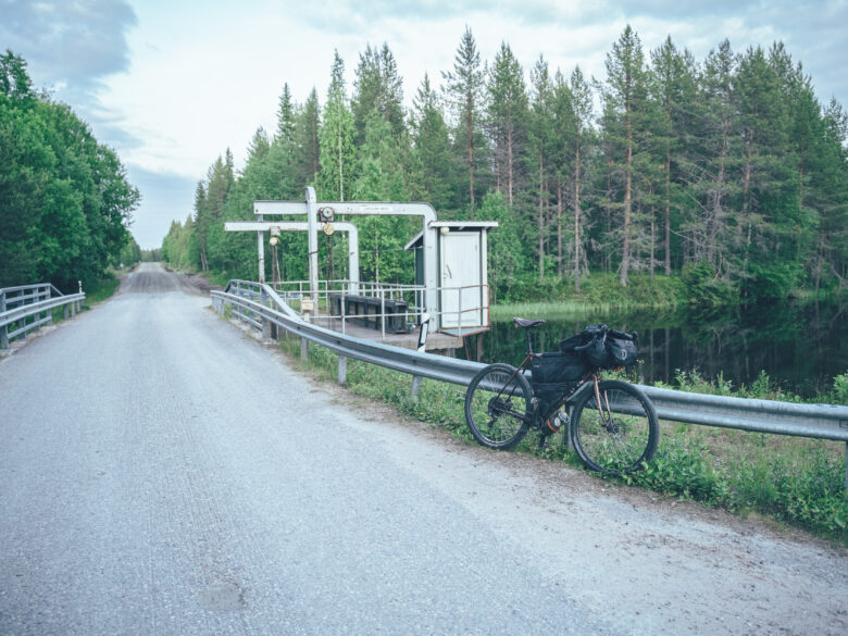 patosilta ja pyörä