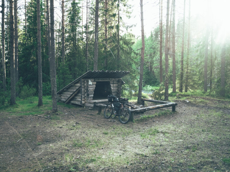 Laavuja reitin varrella